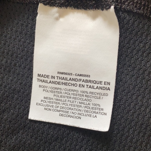 Black Nike tank top size medium - Picture 3 of 3